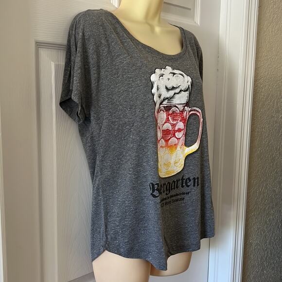 Disney Parks Epcot Germany Biergarten Tee Shirt Knit Top Size Medium Pullover - Picture 2 of 9